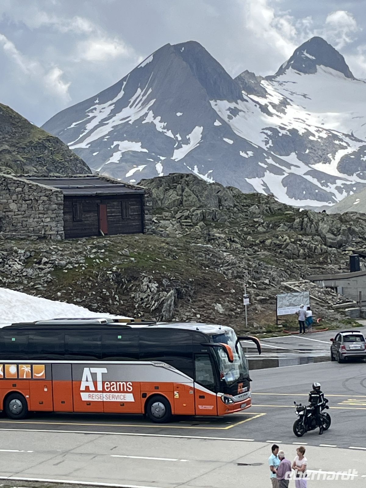 Nufenenpass &ndash; &copy; Renate Grafe (Eberhardt TRAVEL)