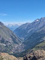102 Zermatt - Fahrt auf das Klein Matterhorn - blick auf Zermatt &ndash; &copy; Annette Probst-Weise (Eberhardt TRAVEL)