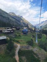 113 Zermatt - Fahrt vom Klein Matterhorn nach Zermatt - Matterhorn Express - &ndash; &copy; Annette Probst-Weise (Eberhardt TRAVEL)