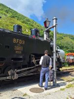 206 Fahrt mit der Furka-Dampf-Bahn - Stopp an der Station Tiefenbach zum Wasser tranken &ndash; &copy; Annette Probst-Weise (Eberhardt TRAVEL)