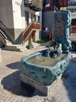 Der Brunnen in Erinnerung an eine Zermatter Legende &ndash; &copy; Steffen Mucke (Eberhardt TRAVEL)