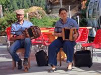 musikalische Unterhaltung &ndash; &copy; Gisela Hohlfeld (Eberhardt TRAVEL)