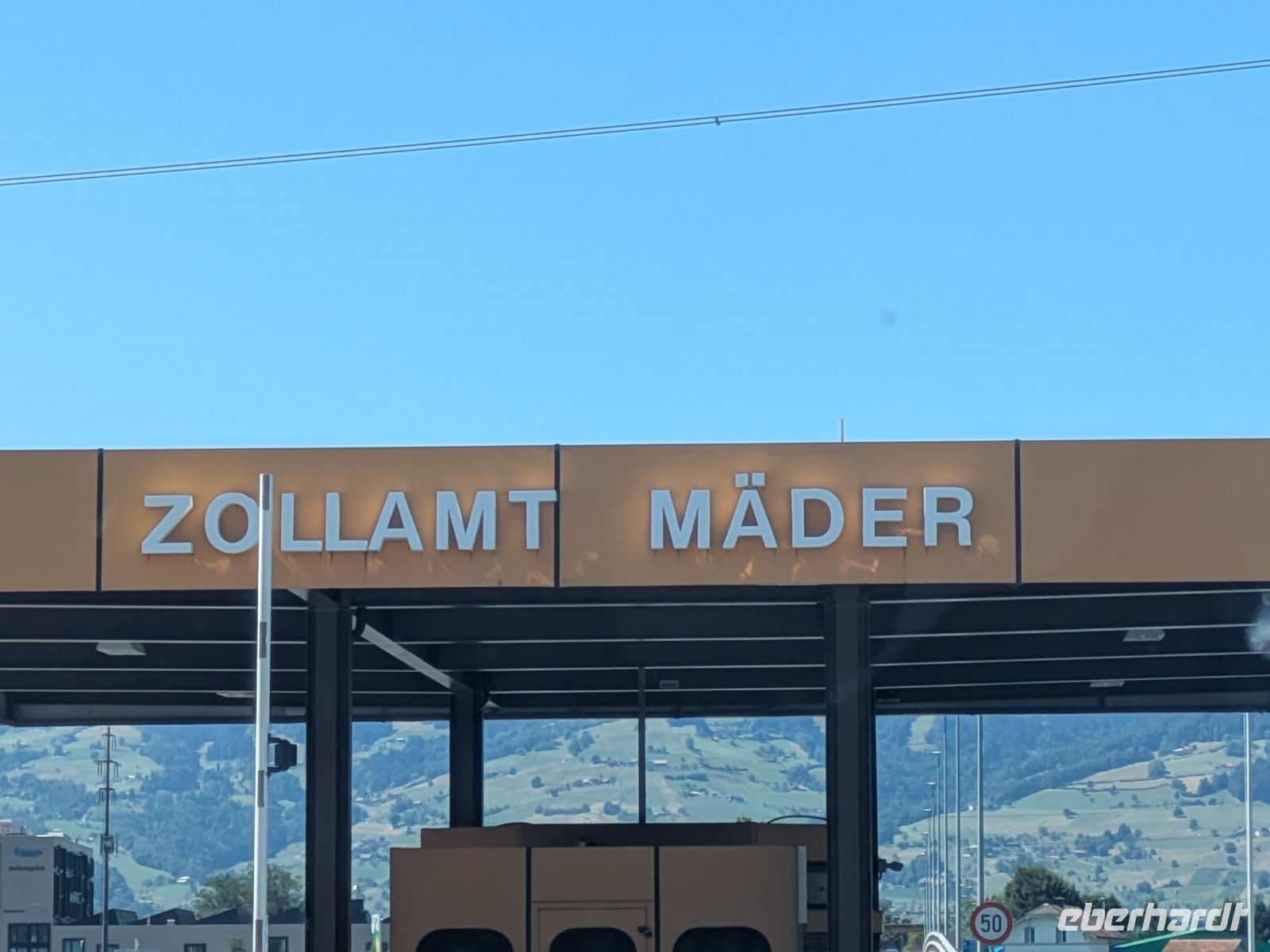 Zollamt zur Schweiz &ndash; &copy; Günter Thomas Menzel (Eberhardt TRAVEL)