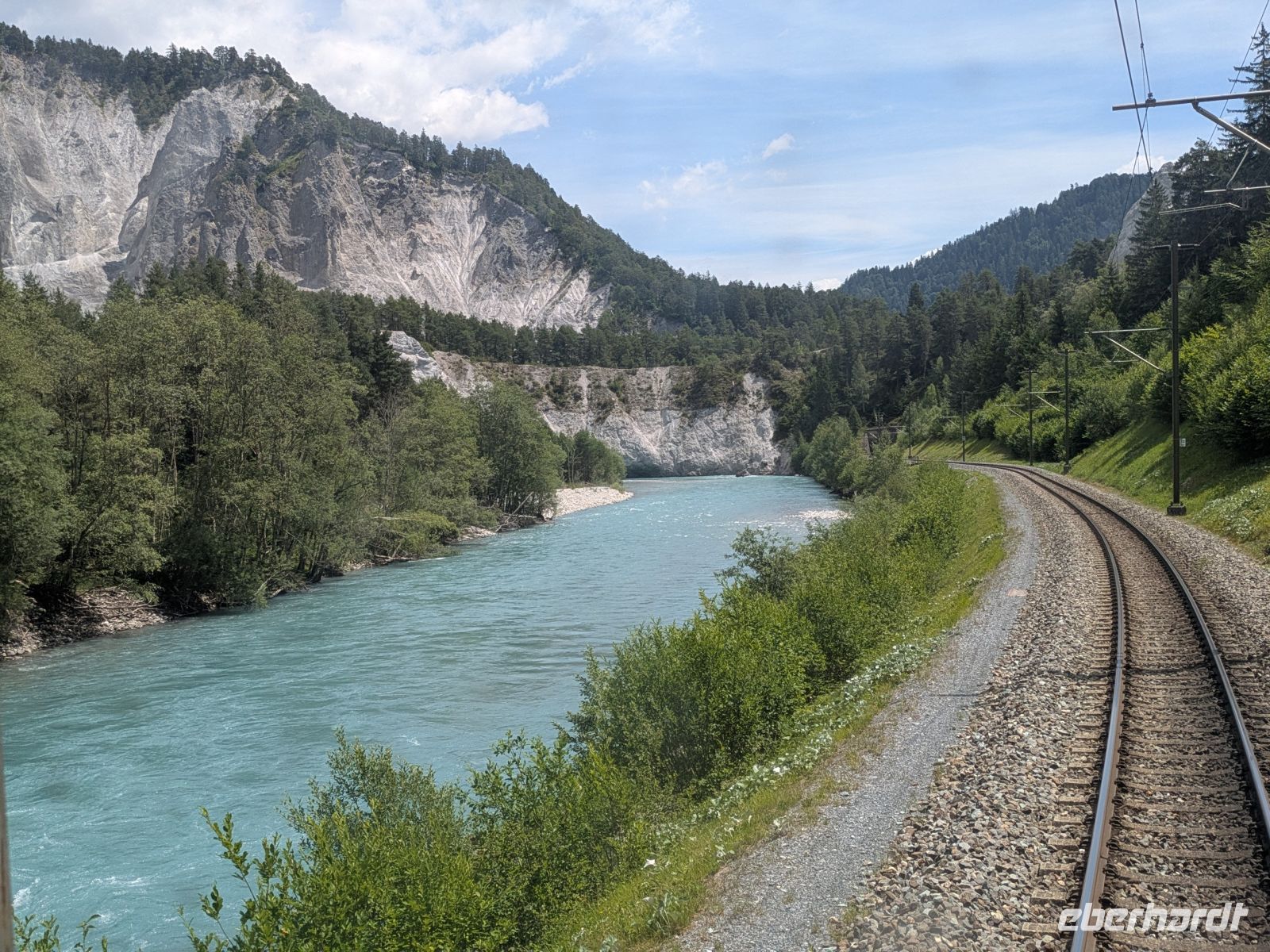 durch die Rheinschlucht &ndash; &copy; Günter Thomas Menzel (Eberhardt TRAVEL)