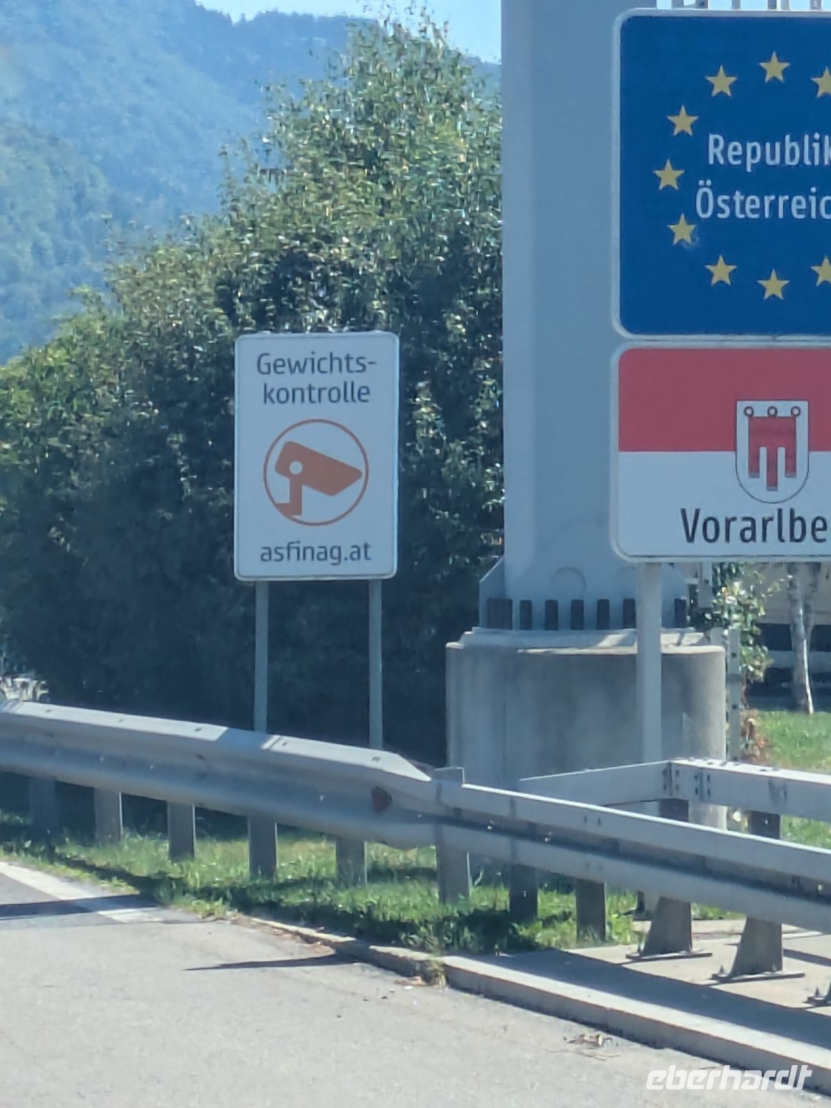nach etwa 90 Minuten waren wir in der EU &ndash; &copy; Günter Thomas Menzel (Eberhardt TRAVEL)