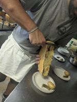 so wurde der Raclettkäse abgestrichen &ndash; &copy; Günter Thomas Menzel (Eberhardt TRAVEL)