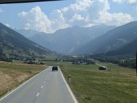 fast mediterranes Klima, unsere Fahrt durch das obere Rhonetal &ndash; &copy; Günter Thomas Menzel (Eberhardt TRAVEL)