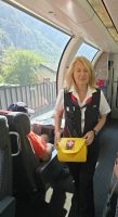 Postkarten im Gotthard Exp &ndash; &copy; Jürgen Müller (Eberhardt TRAVEL)