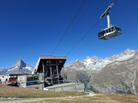 Zermatt (Fahrt zum Rothorn - Kabinenbahn von der Station 