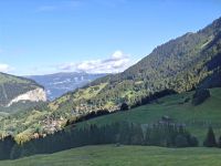 Fahrt mit der Wengernalpbahn von Lauterbrunnen zur Kleinen Scheidegg (Wengen)