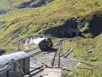 Furka-Bergstrecke (Dampflok an der Station 