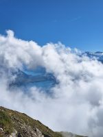 019 Ausflug zum Niesen - auf dem Niesen - Wolkenfenster mit Blick zum Thunersee &ndash; &copy; Annette Probst-Weise (Eberhardt TRAVEL)