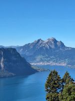 305 Schiffahrt auf dem Vierwaldstättersee von Luzern nach Vitznau - Blick zum Pilatus &ndash; &copy; Annette Probst-Weise (Eberhardt TRAVEL)