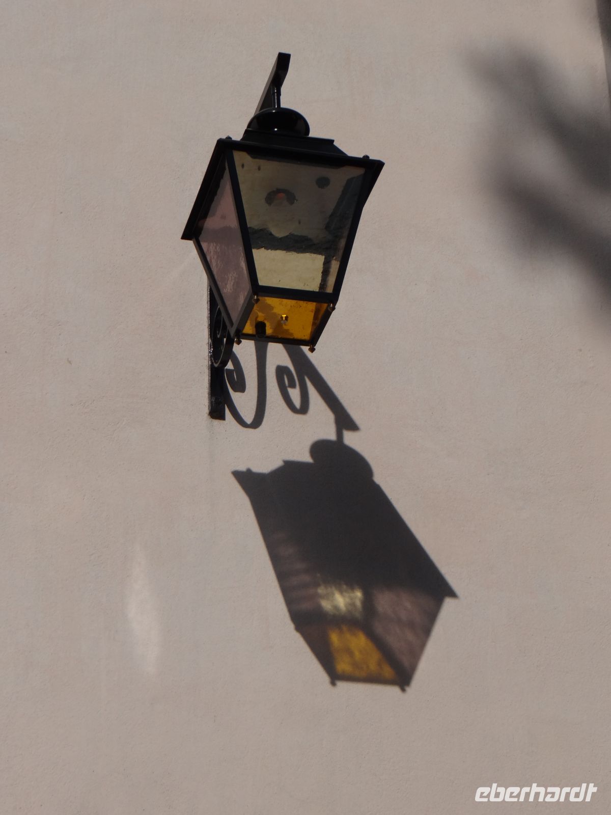 Lausanne, in der Altstadt finden sich nette Details.  &ndash; &copy; Vivian Kreft (Eberhardt TRAVEL)