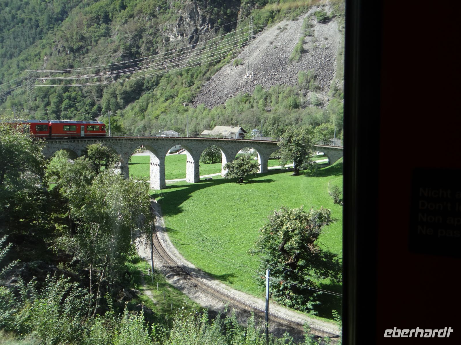 Der Kreisel von Brusio - einmal rum und unten durch. &ndash; &copy; Vivian Kreft (Eberhardt TRAVEL)