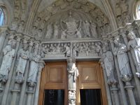 Lausanne, der ursprüngliche Eingang von Nôtre-Dame auf der Südseite. &ndash; &copy; Vivian Kreft (Eberhardt TRAVEL)