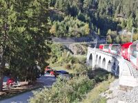 Fahrt mit dem Glacier-Express... (Soliser Viadukt) &ndash; &copy; Katrin Deutschbein (Eberhardt TRAVEL)