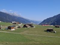 Fahrt mit dem Glacier-Express... (Strecke von Disentis zum Oberalppass) &ndash; &copy; Katrin Deutschbein (Eberhardt TRAVEL)
