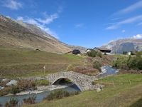 Fahrt mit dem Glacier-Express... (Urner Reusstal) &ndash; &copy; Katrin Deutschbein (Eberhardt TRAVEL)