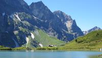 0086 Wanderung am Trübsee &ndash; &copy; Annette Weise (Eberhardt TRAVEL)