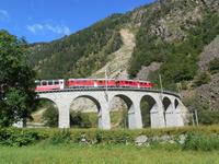 Kreisviadukt von Brusio &ndash; &copy; Katrin Deutschbein (Eberhardt TRAVEL)