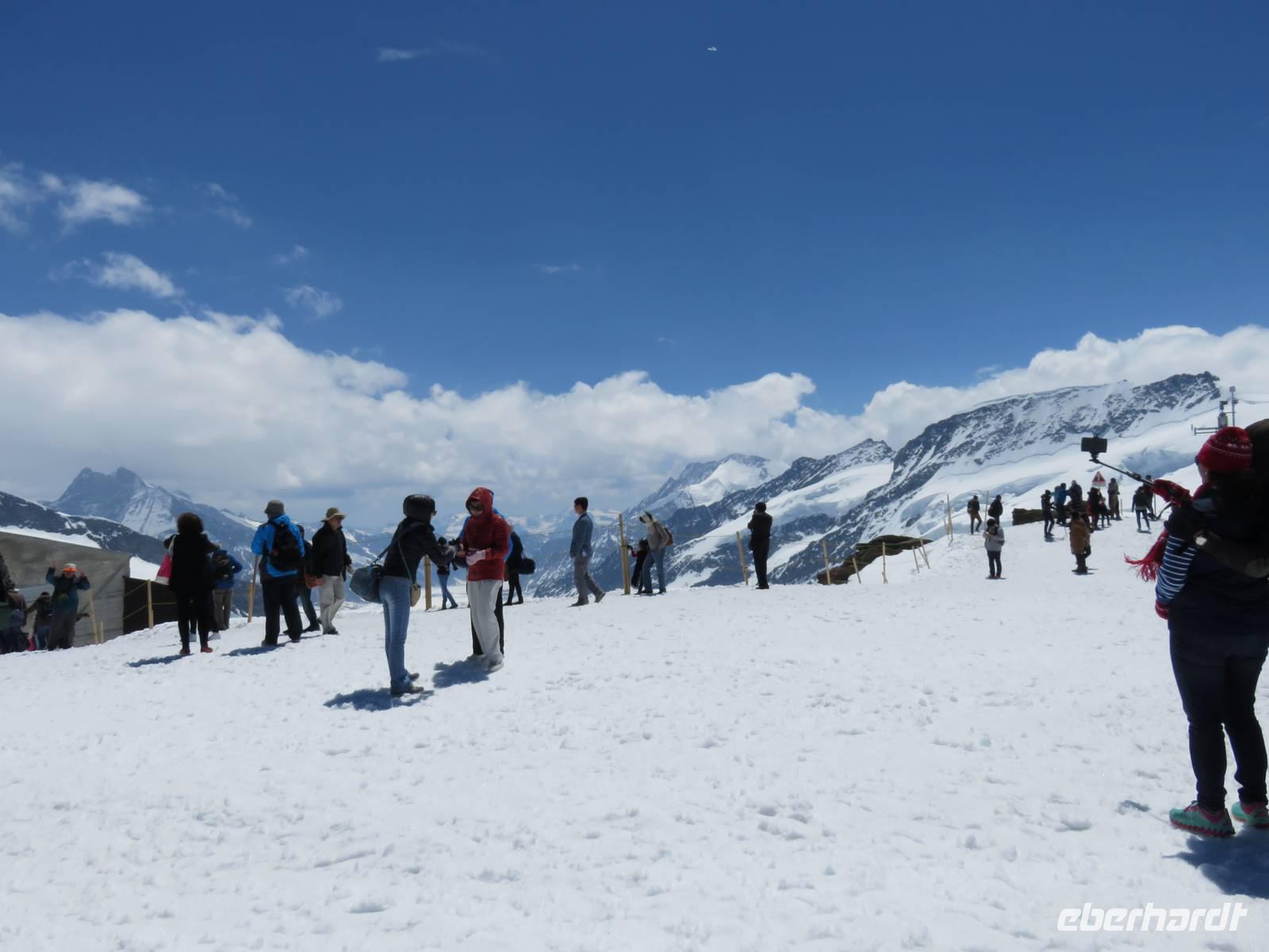 107 Ausflug zum Jungfraujoch -auf dem Plataeu &ndash; &copy; Annette Weise (Eberhardt TRAVEL)