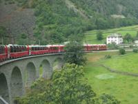 Bernina Express &ndash; &copy; Kerstin Hugel (Eberhardt TRAVEL)