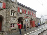 0103 Glacier-Bernina-Express- Fahrt mit dem Bernina-Express - Stopp an der Alp Grüm &ndash; &copy; Annette Weise (Eberhardt TRAVEL)