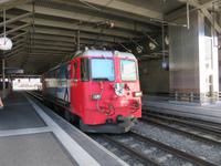 0253 Glacier-Bernina-Express- Fahrt mit dem Glacier-Express - Bahnhof Chur &ndash; &copy; Annette Weise (Eberhardt TRAVEL)