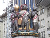 Bern - StadtfÜhrung Altstadt Kinderfressli-Brunnen &ndash; &copy; Annette Weise (Eberhardt TRAVEL)
