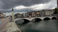 Zürich, Statführung mit Tatiana,an der Limmat &ndash; &copy; Gisela Gerlach (Eberhardt TRAVEL)