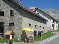 128 Fahrt auf den Furka-Pass &ndash; &copy; Annette Weise (Eberhardt TRAVEL)