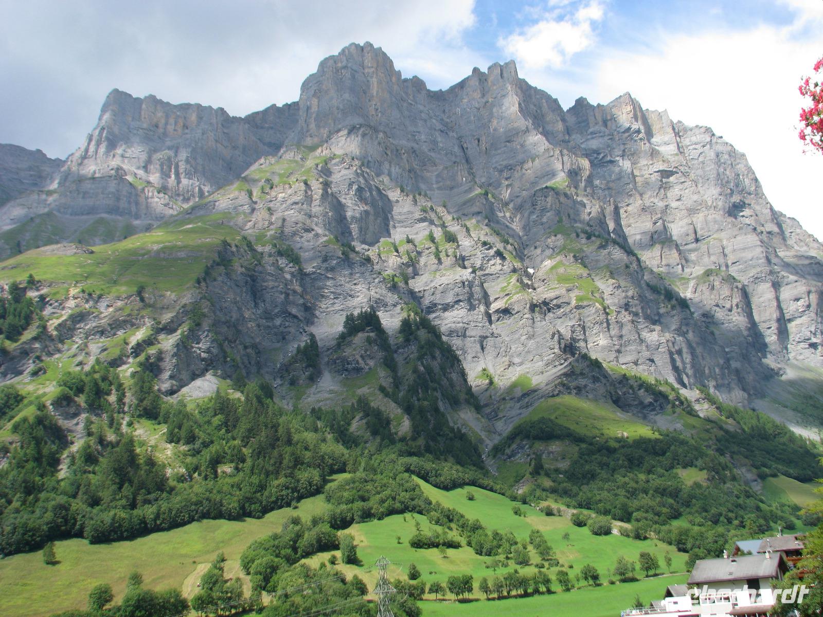 Leukerbad - Blick vom Balkon &ndash; &copy; Roswitha Zytowski (Eberhardt TRAVEL)