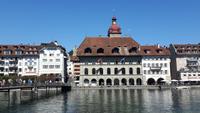 Luzern (Rathaus) &ndash; &copy; Katrin Deutschbein (Eberhardt TRAVEL)
