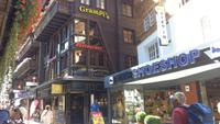Zermatt, Bummel entlang der Bahnhofstraße &ndash; &copy; Gisela Gerlach (Eberhardt TRAVEL)