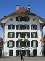 Eiger, Mönch, Jungfrau - Ausflug nach Bern Stadtführung - Bundesplatz &ndash; &copy; Annette Weise (Eberhardt TRAVEL)