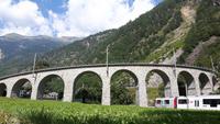 Kreisviadukt von Brusio &ndash; &copy; Katrin Deutschbein (Eberhardt TRAVEL)