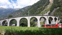 Kreisviadukt von Brusio &ndash; &copy; Katrin Deutschbein (Eberhardt TRAVEL)