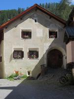 Guarda - typisches Engadiner Haus &ndash; &copy; Annette Weise (Eberhardt TRAVEL)