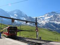 Ausflug zum Jungfraujoch - Jungfraubahn auf der Kleinen Scheidegg &ndash; &copy; Annette Weise (Eberhardt TRAVEL)