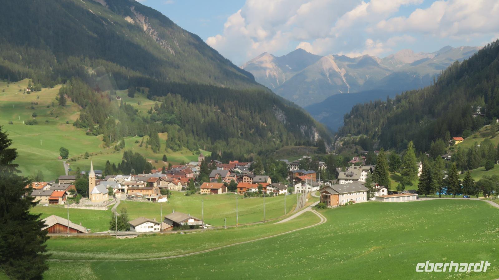 Bernina Express &ndash; &copy; Kerstin Hugel (Eberhardt TRAVEL)