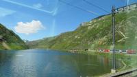 Fahrt mit dem Glacier Express &ndash; &copy; Kerstin Hugel (Eberhardt TRAVEL)