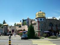 Hundertwasser- Markthalle Altenrhein &ndash; &copy; Steffen Mucke (Eberhardt TRAVEL)