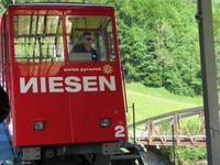 Standseilbahn auf den Niesen &ndash; &copy; Annette Weise (Eberhardt TRAVEL)
