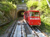 Standseilbahn auf den Niesen &ndash; &copy; Annette Weise (Eberhardt TRAVEL)