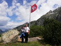 Über den Grimselpass zum Pilatus, Viele Grüße von Max Schreiter und Gisela Gerlach &ndash; &copy; Gisela Gerlach (Eberhardt TRAVEL)