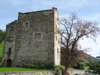 Raron, Wohnturm auf dem Berg &ndash; &copy; Hartwig Köllner (Eberhardt TRAVEL)
