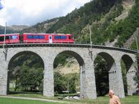 Kreisviadukt in Brusio &ndash; &copy; Gisela Gerlach (Eberhardt TRAVEL)