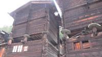 Niederwald im Goms - Spycher mit Mäuseplatten &ndash; &copy; Annette Weise (Eberhardt TRAVEL)