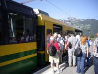 Fahrt mit der Wengernalpbahn &ndash; &copy; Katrin Deutschbein (Eberhardt TRAVEL)